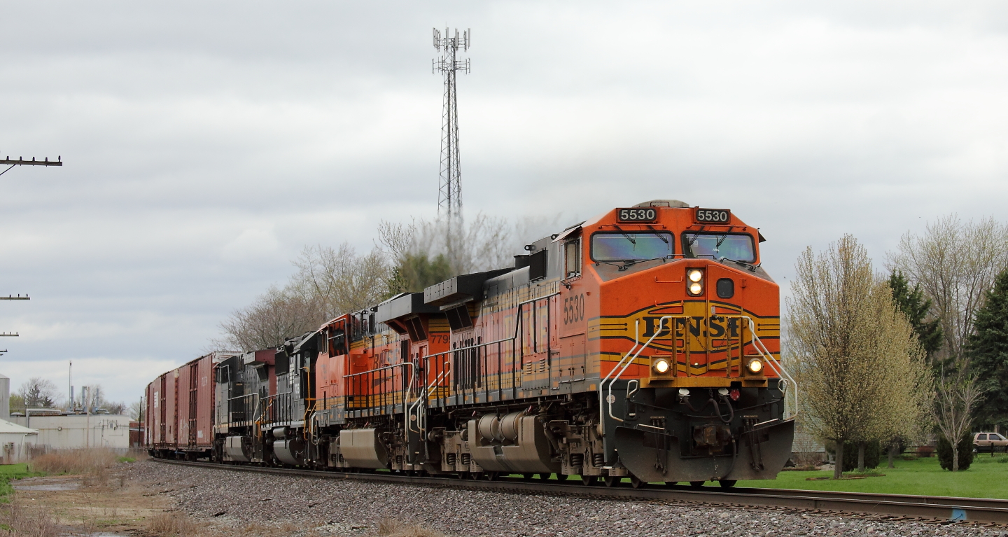 BNSF 5530 C44-9W